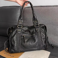 WW | Schwarze Handtasche Für Schule – Praktisch Und Stilvoll
