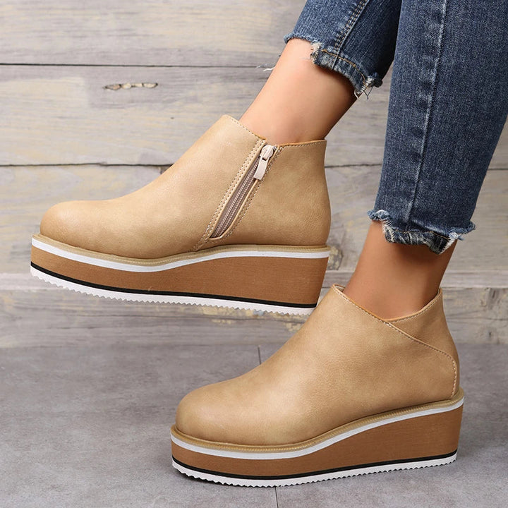 Damen Stiefeletten mit seitlichem Reißverschluss und Plateausohle
