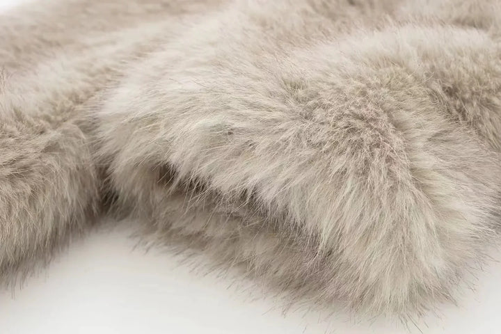 W&W Mode | Warme Pelzjacke für Damen im stilvollen Design