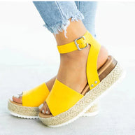 WW | Trendige Sandalen Für Damenfüße