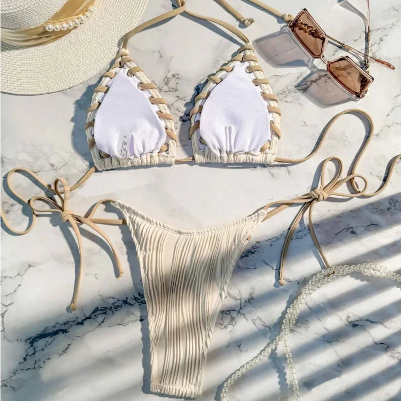 WW | Bikini Badekleidung mit Dekorativen Schnüren