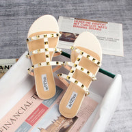WW | Sommer Frauen Sandalen Damen Freizeit Slipper Flache Schuhe Einfache Stil Mode Nieten Design Gehen und Shoppen Große Größen