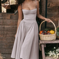 WW | Ärmelloses Midikleid Mit Korsett Passform