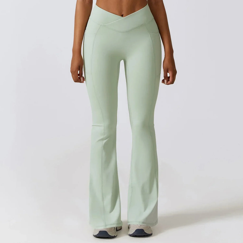 W&W | Hoch taillierte Flare-Leggings