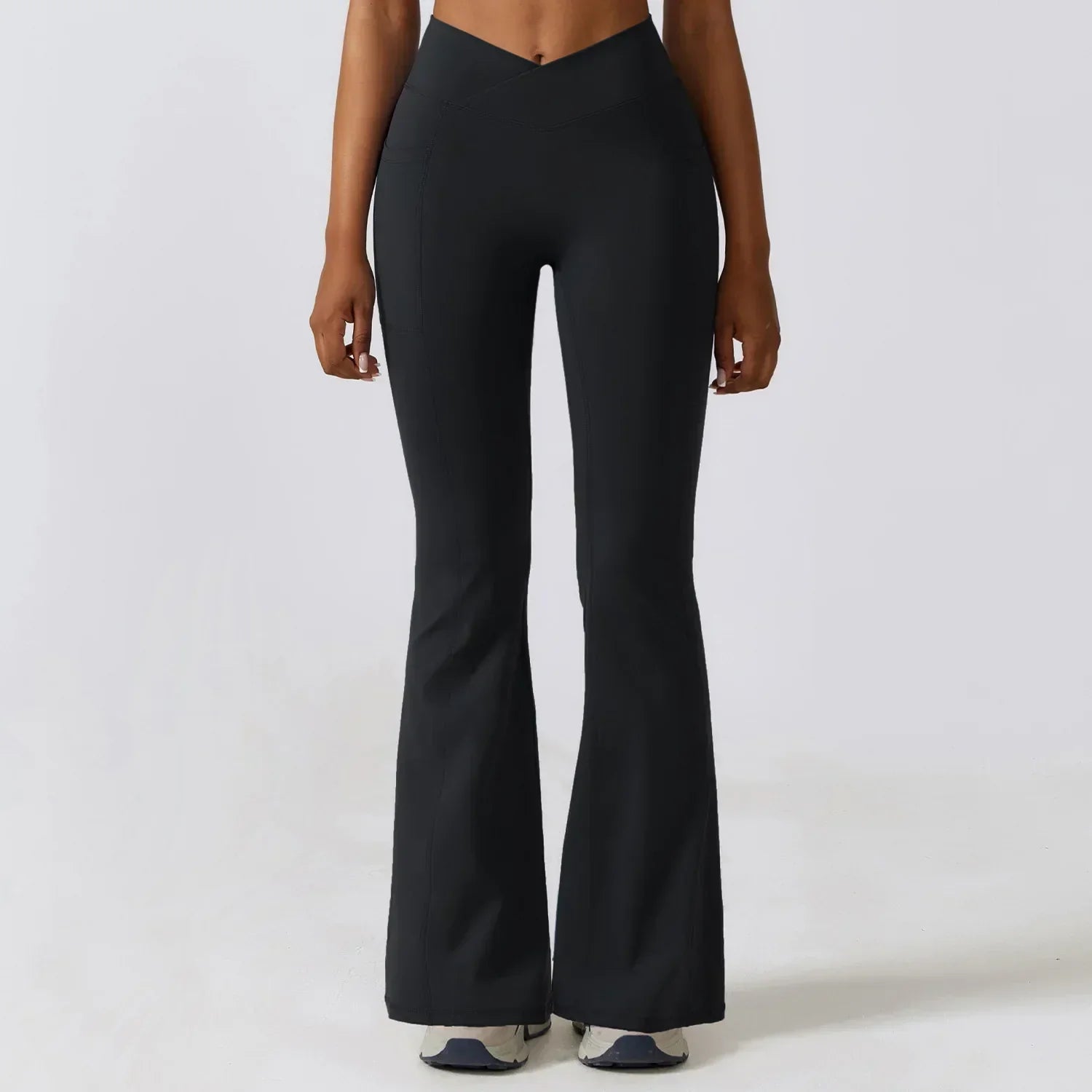 W&W | Hoch taillierte Flare-Leggings