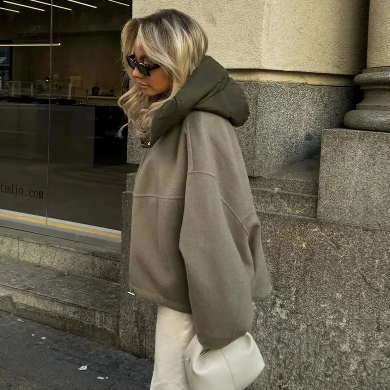 W&W - Lässige lockere Frauen Kapuzenjacke
