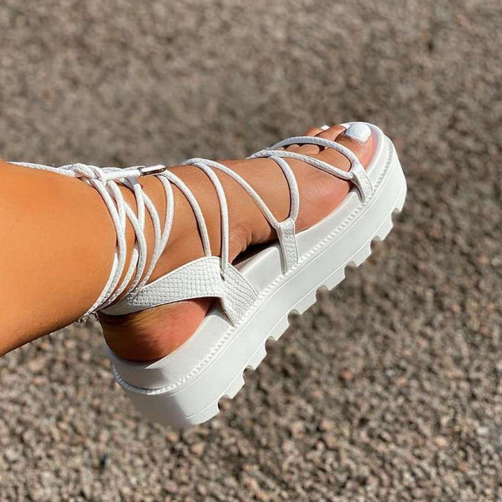 W&W Mode | Elegante Sandalen mit Schnürung für den Sommer