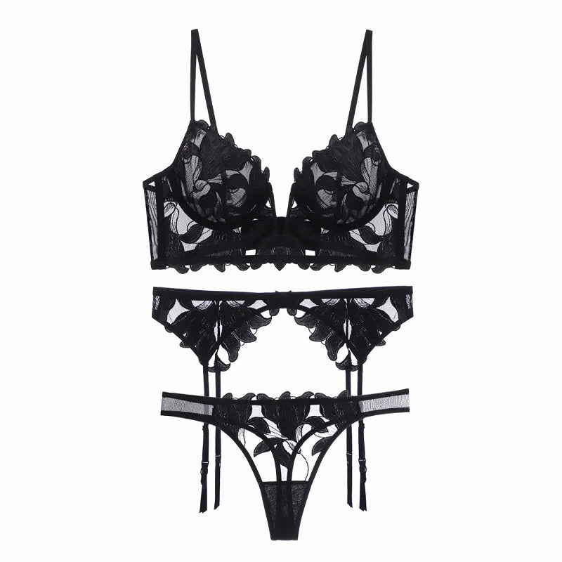 Dessous-Set mit femininem Design