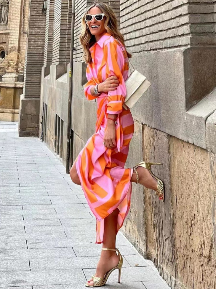 WW | Sommerkleid mit Gürtel und Kragen
