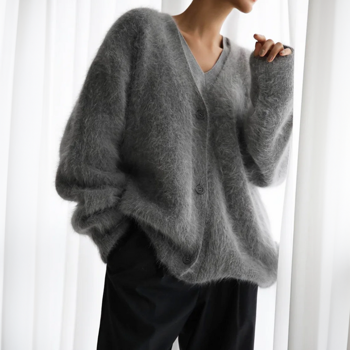 Flauschige Damen Strickjacke V-Ausschnitt
