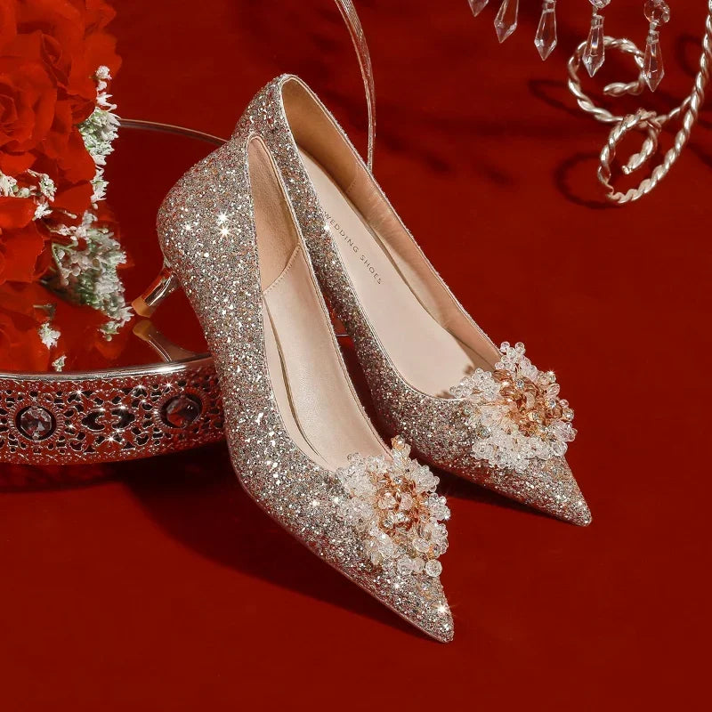 WW | Goldener Kompass-Pump-Schuhe