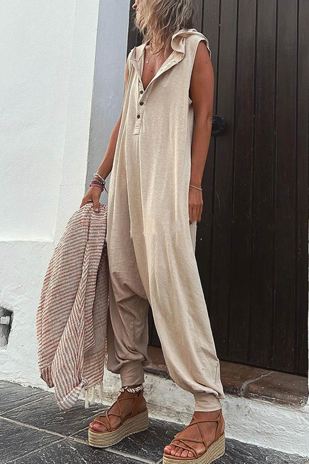 Damen-Jumpsuit ohne Ärmel mit Kapuze