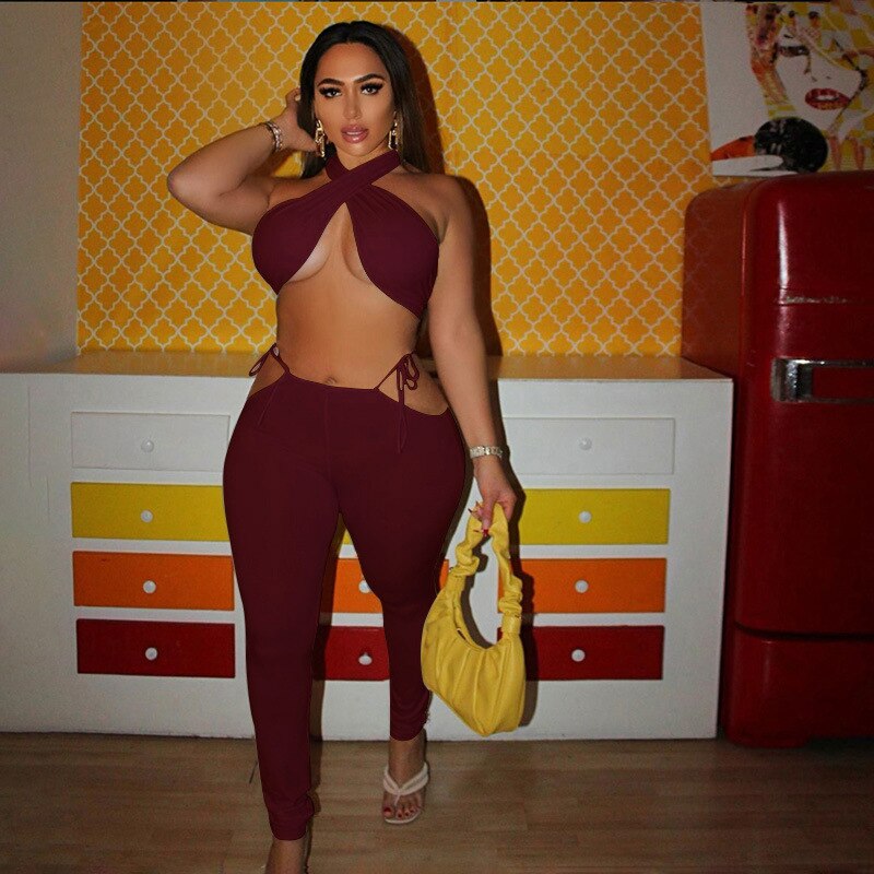 WW | Ärmelloses Crop Halftertop mit Cut-Out Hosen