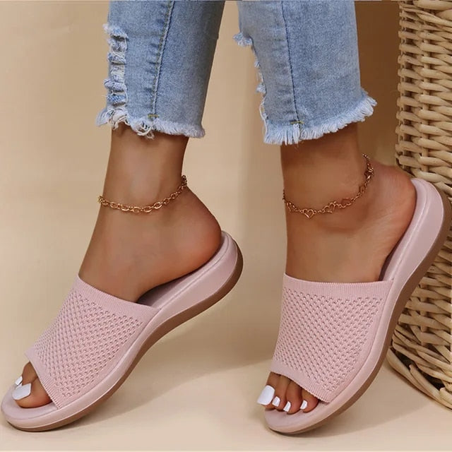 W&W Mode - Flache Sandalen für drinnen und draußen