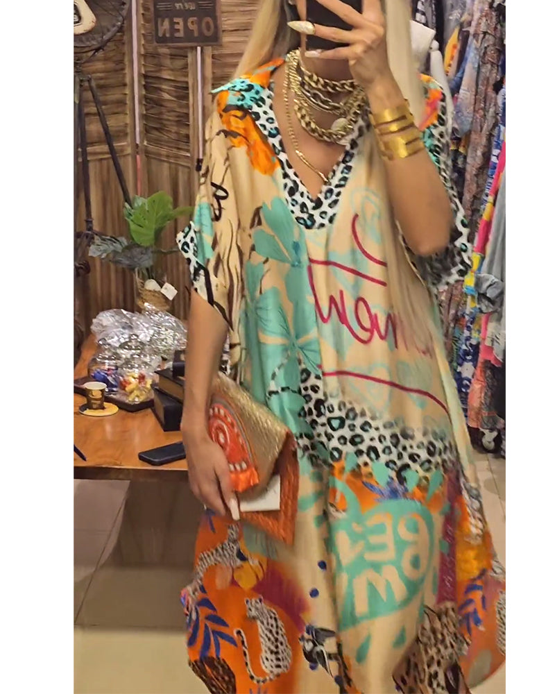 WW | Lässiges Kleid mit Tiefem V-Ausschnitt und Leoparden- und Buntem Aufdruck