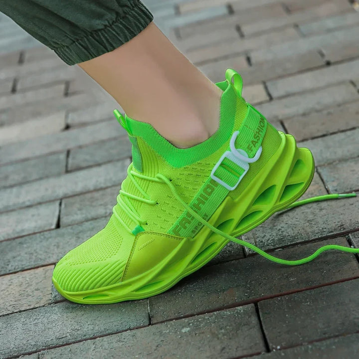 W&W Mode | Trendige Sportschuhe mit auffälligem Farbkontrast