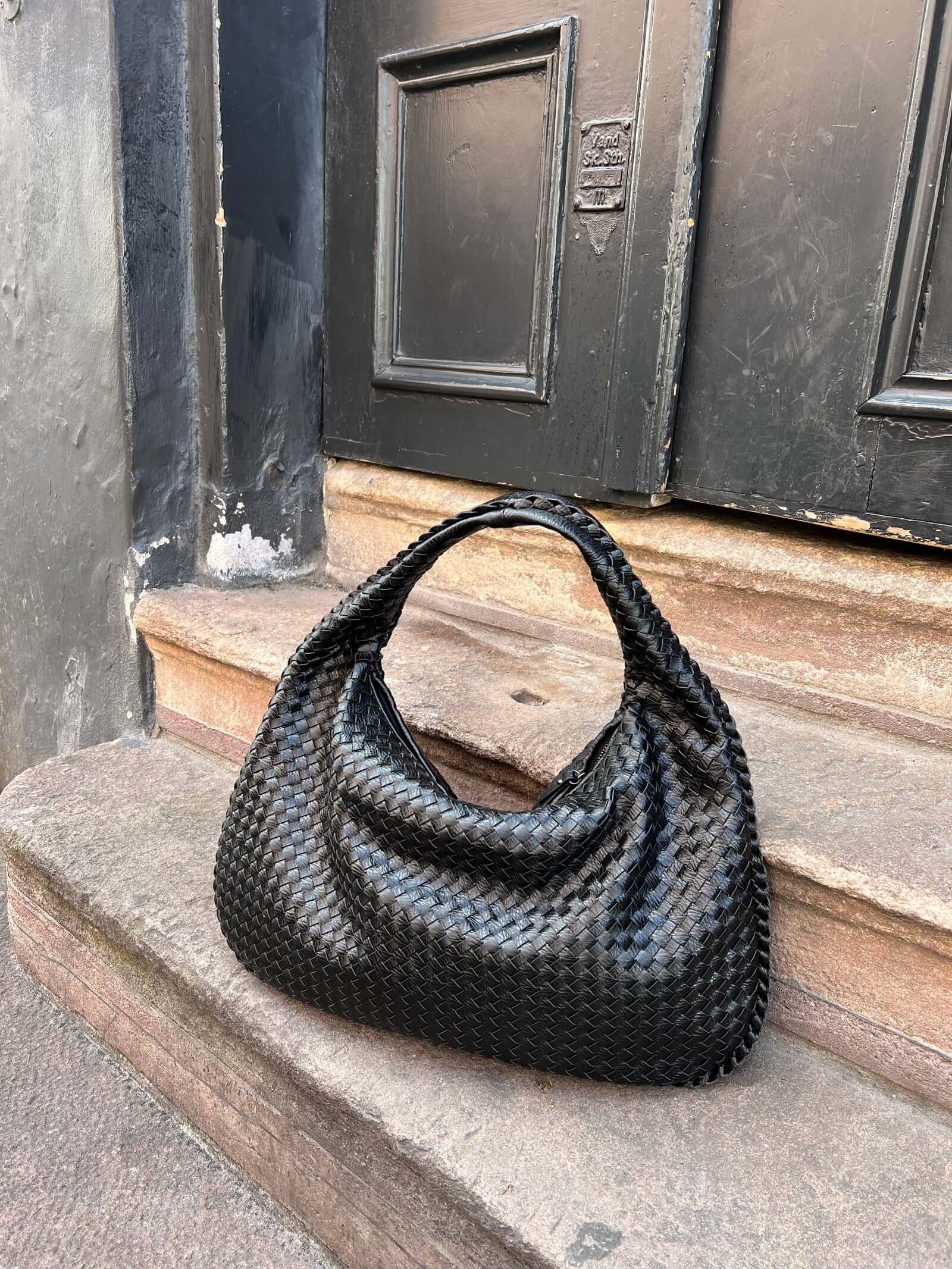 WW | Schultertasche Damen - elegante und geräumige Ledertasche