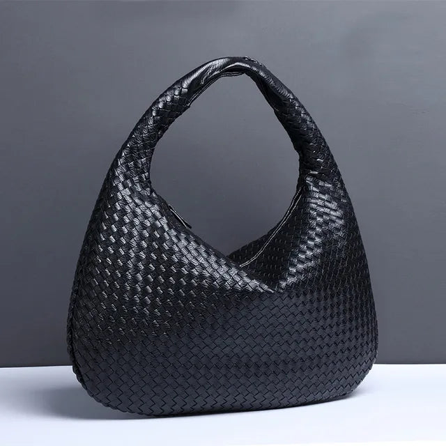WW - Vintage Umhängetasche damen | Geflochtene Handtasche mit Reißverschluss im Sale