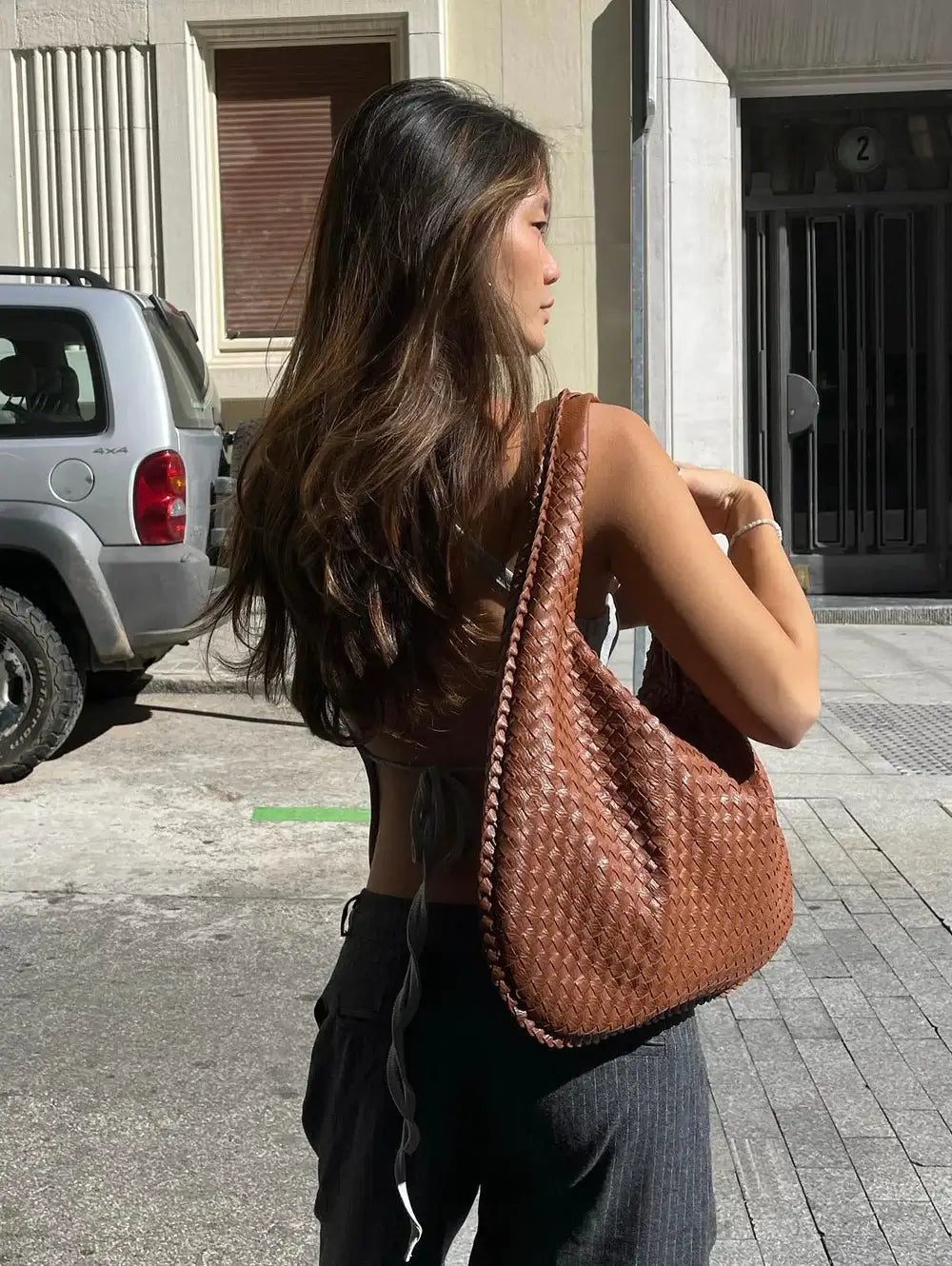 WW - Vintage Umhängetasche damen | Geflochtene Handtasche mit Reißverschluss im Sale