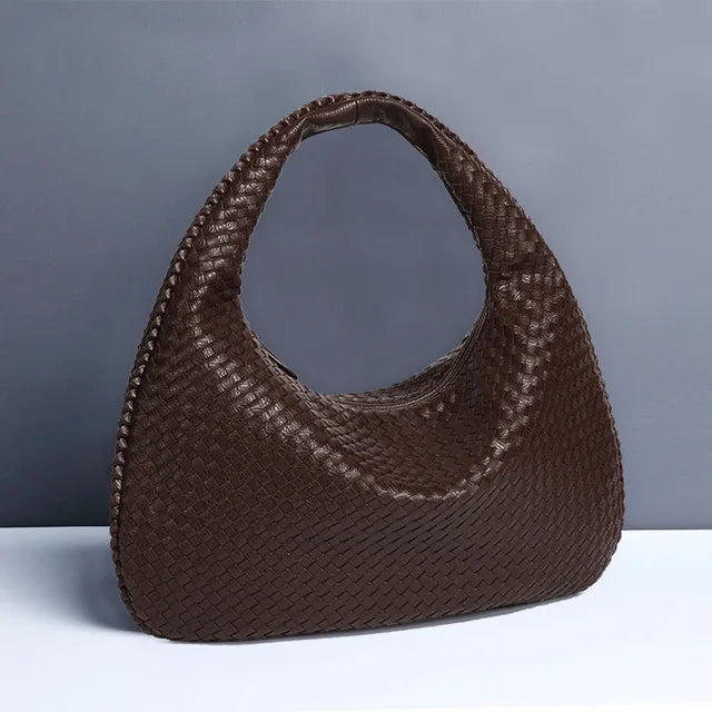 WW - Vintage Umhängetasche damen | Geflochtene Handtasche mit Reißverschluss im Sale