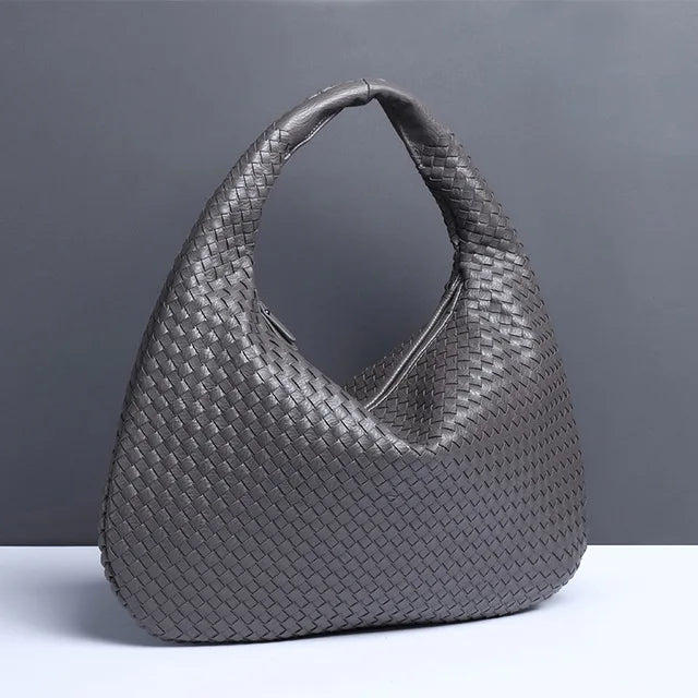 WW - Vintage Umhängetasche damen | Geflochtene Handtasche mit Reißverschluss im Sale