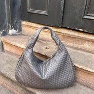 WW - Vintage Umhängetasche damen | Geflochtene Handtasche mit Reißverschluss im Sale