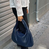 WW - Vintage Umhängetasche damen | Geflochtene Handtasche mit Reißverschluss im Sale