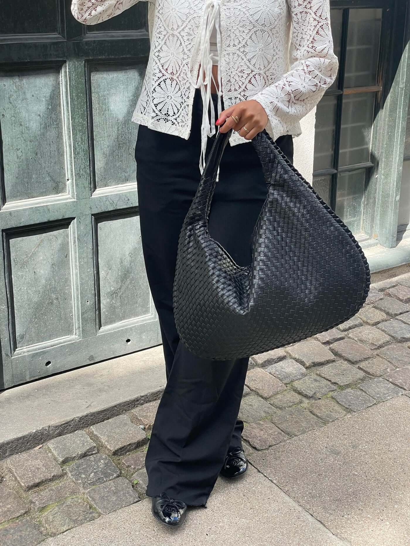 WW - Vintage Umhängetasche damen | Geflochtene Handtasche mit Reißverschluss im Sale