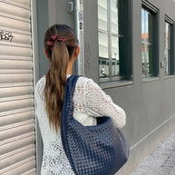 WW - Vintage Umhängetasche damen | Geflochtene Handtasche mit Reißverschluss im Sale