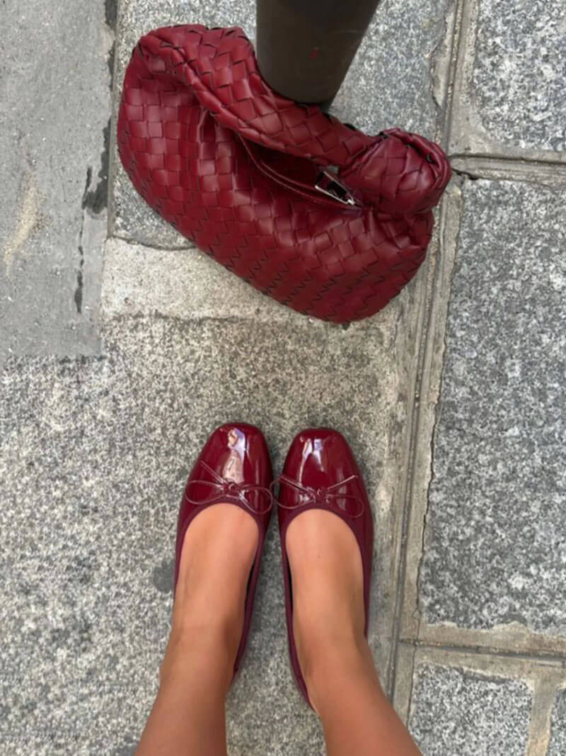 WW | Ballerinas Mit Glänzender Lederverarbeitung Und Charmanter Schleife