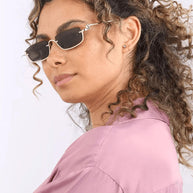 WW | Luxus Sonnenbrille Zeitloses Design Mit Goldfinishing