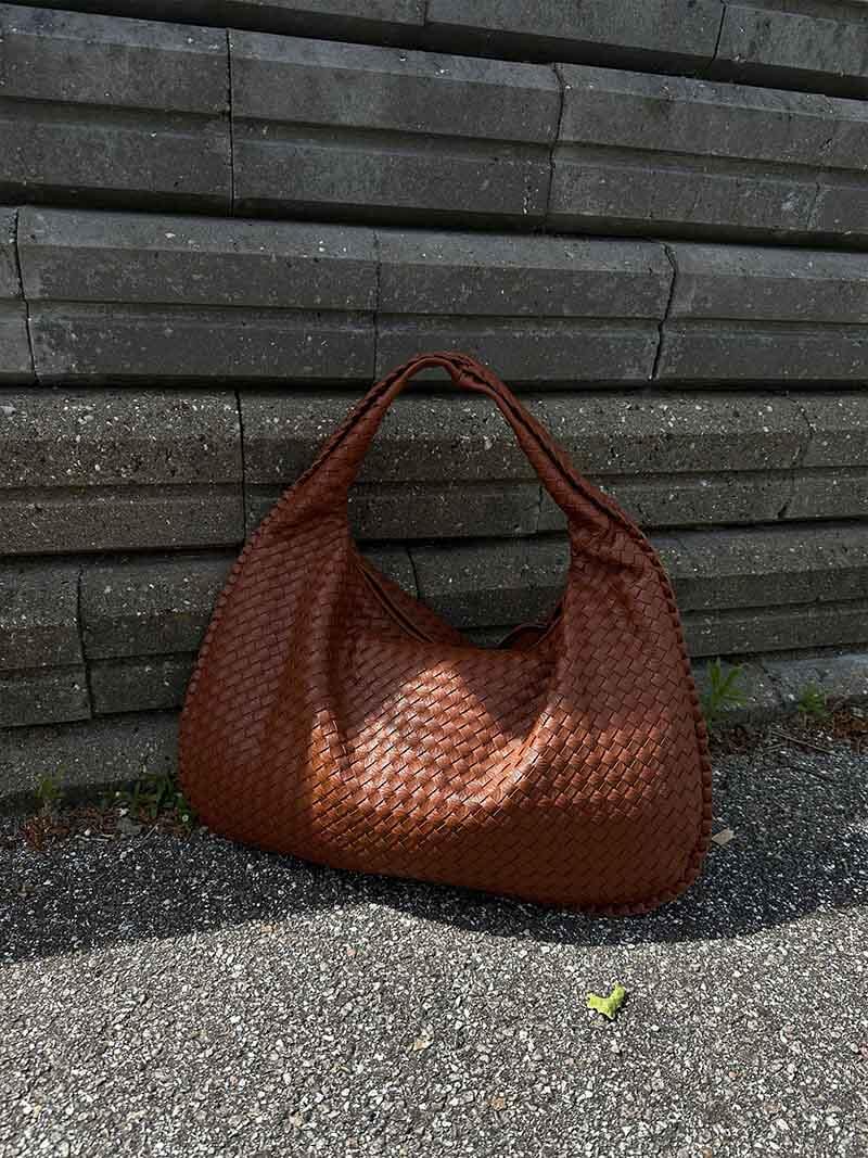 WW | Schultertasche Damen - elegante und geräumige Ledertasche