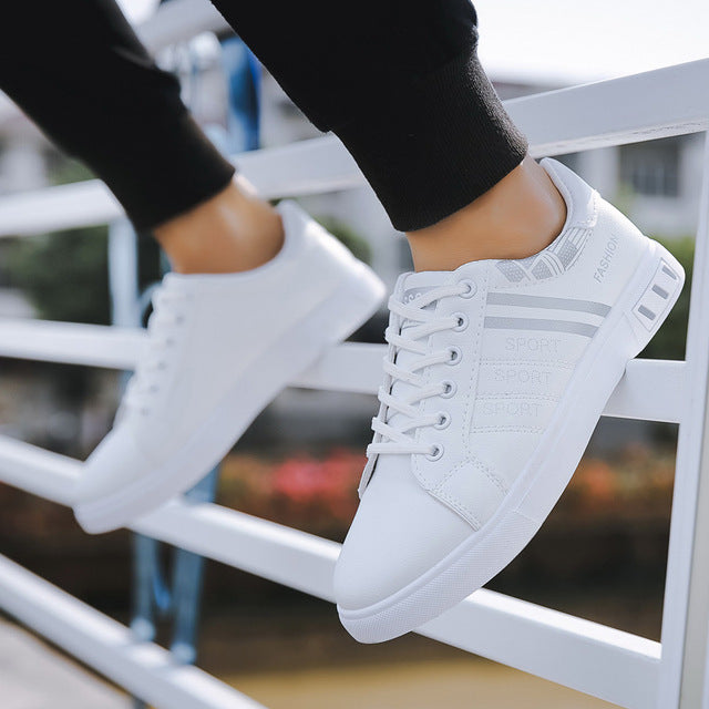 WW | Sportliche Sneakers