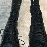 WW | Over-The-Knee Stiefel mit Schnürsenkeln