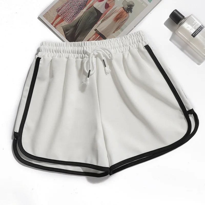 Damen Streifenshorts mit atmungsaktivem, elastischem Bund