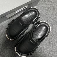 WW - Punk-Nieten-Plattformschlappen