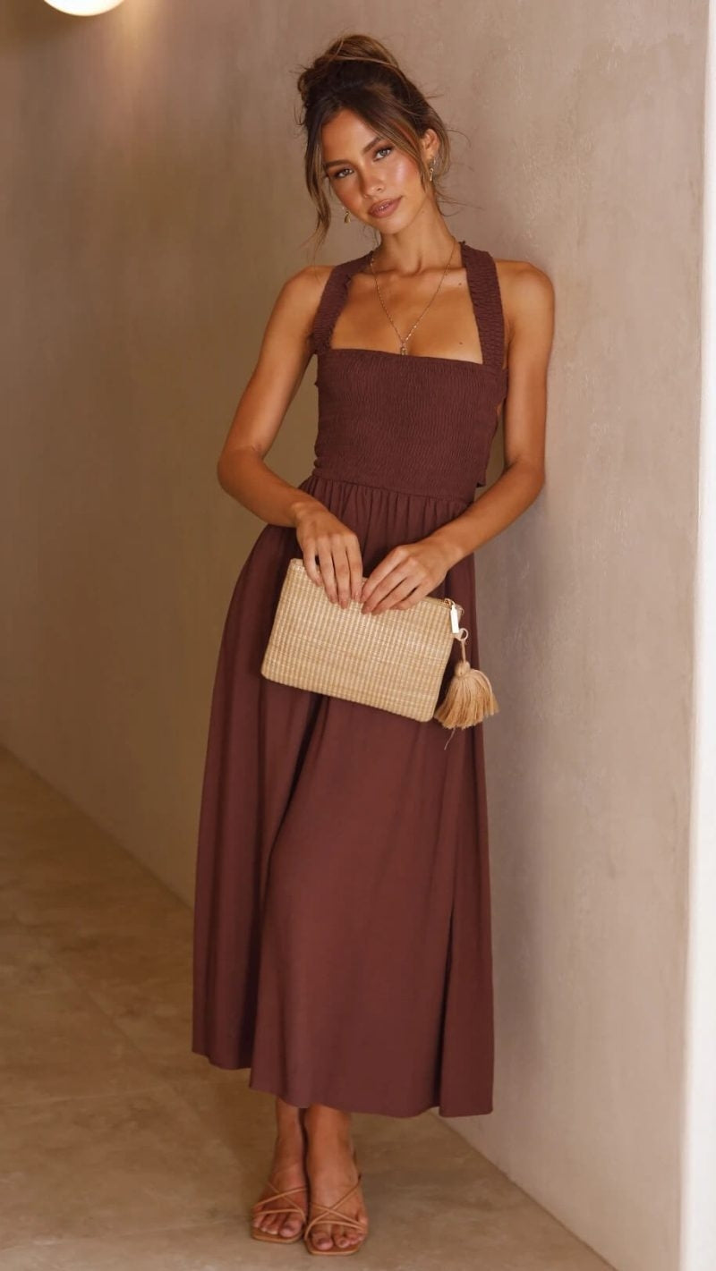 Damen-Maxikleid mit zeitlosem Schnitt für elegante Anlässe
