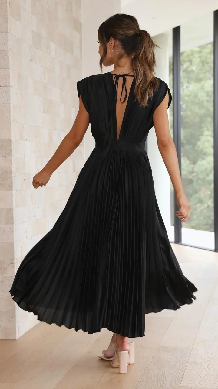 W&W Mode | Kleid mit V Ausschnitt und Rückenkrawatte