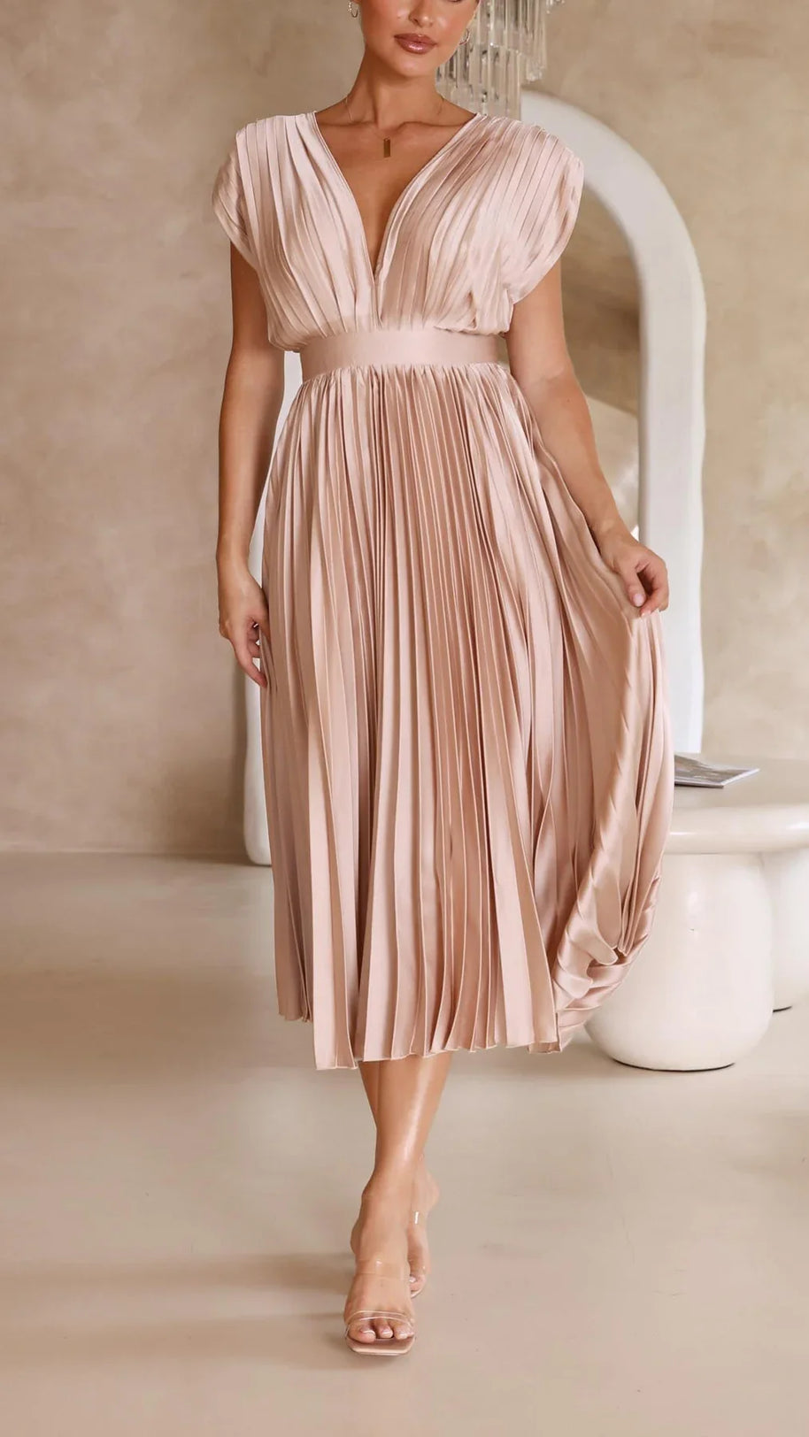 W&W - Elegantes Sexy Plissee-Kleid