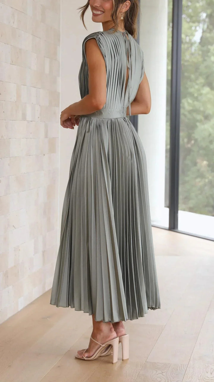 W&W Mode | Kleid mit V Ausschnitt und Rückenkrawatte