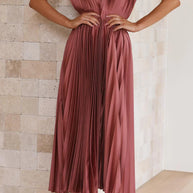 W&W - Elegantes Sexy Plissee-Kleid