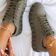 WW | Einfarbige Niedrige Turnschuhe