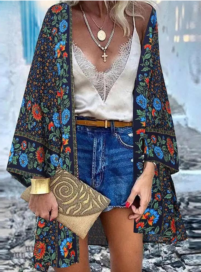 WW | Sommerlicher Damen Strickjacke Im Boho Stil Mit Buntem Blumenmuster