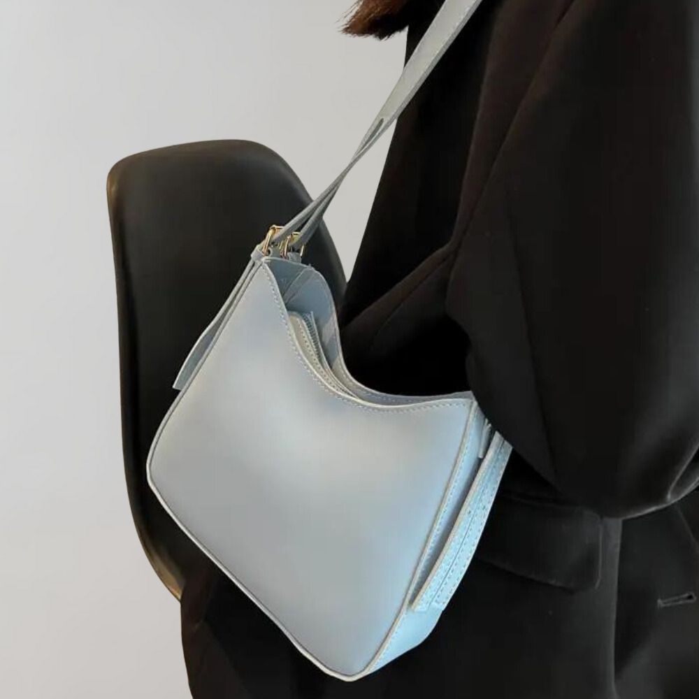Kleine Schultertasche aus Kunstleder mit Reißverschluss