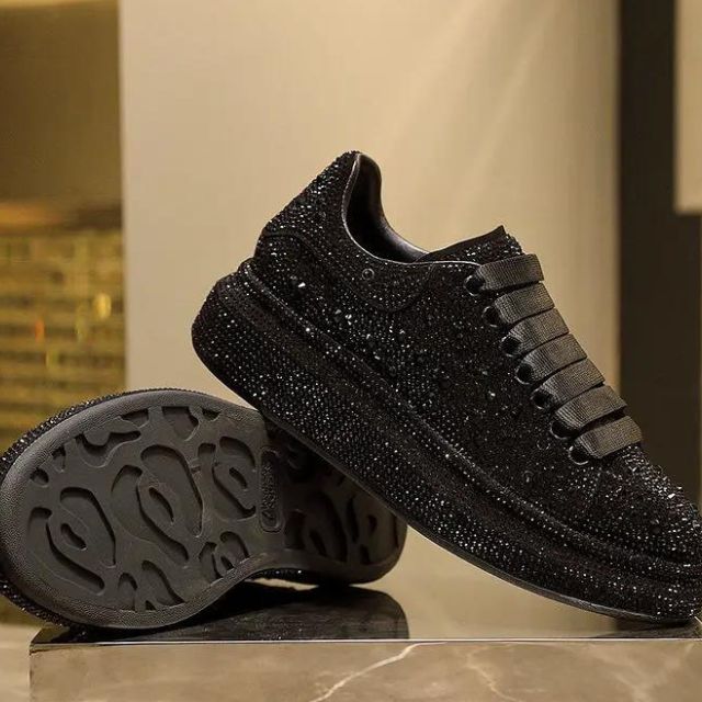 W&W Mode | Luxus Sportschuhe mit Kristallen
