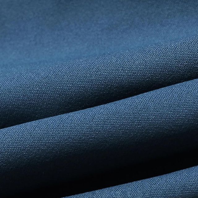 W&W | Hoch taillierte Flare-Leggings