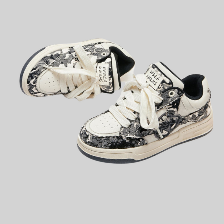W&W Mode Sneakers - Casual - Retro Kreuz Graffiti