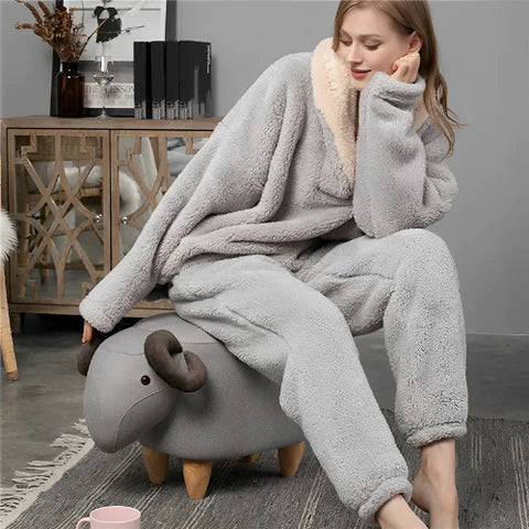 W&W Mode - Pyjama-Set aus flauschigem Fleece für die Nacht