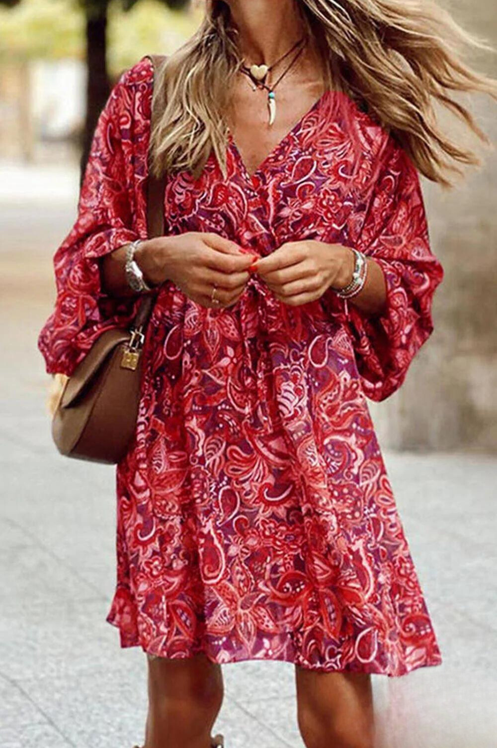 WW | Mini Kleid mit V-Ausschnitt und Blumenmuster