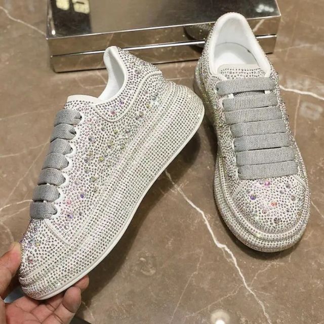 WW | Luxus Sportschuhe mit Kristallen